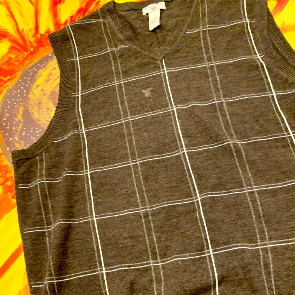 Vest - Picture 2 of 2